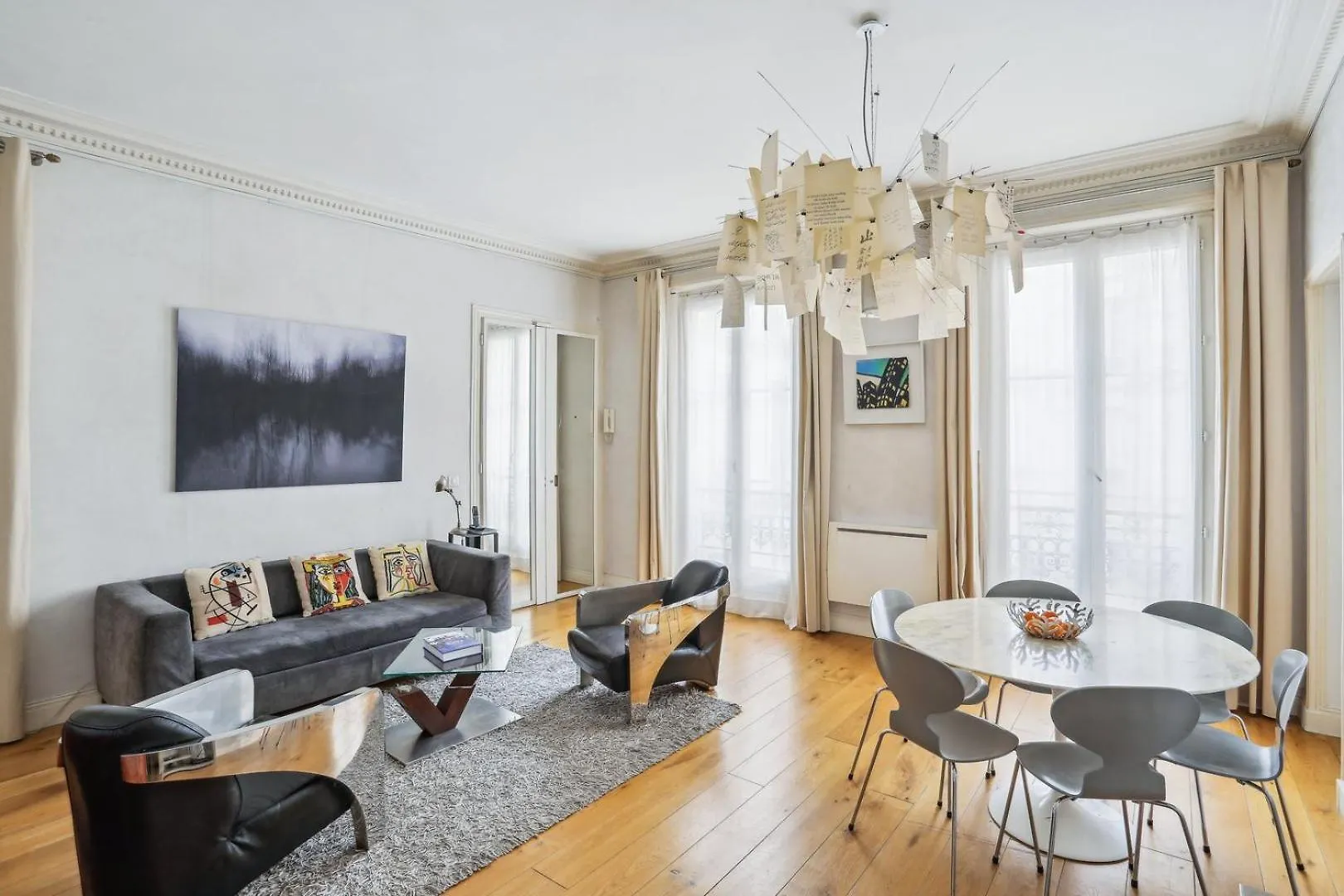 La Cle Des Champs Elysees location